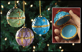 Prayer Ornament